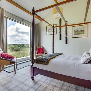 Holiday home Barns United Kingdom